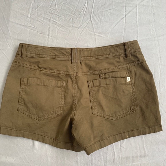 Shorts - Picture 2 of 2